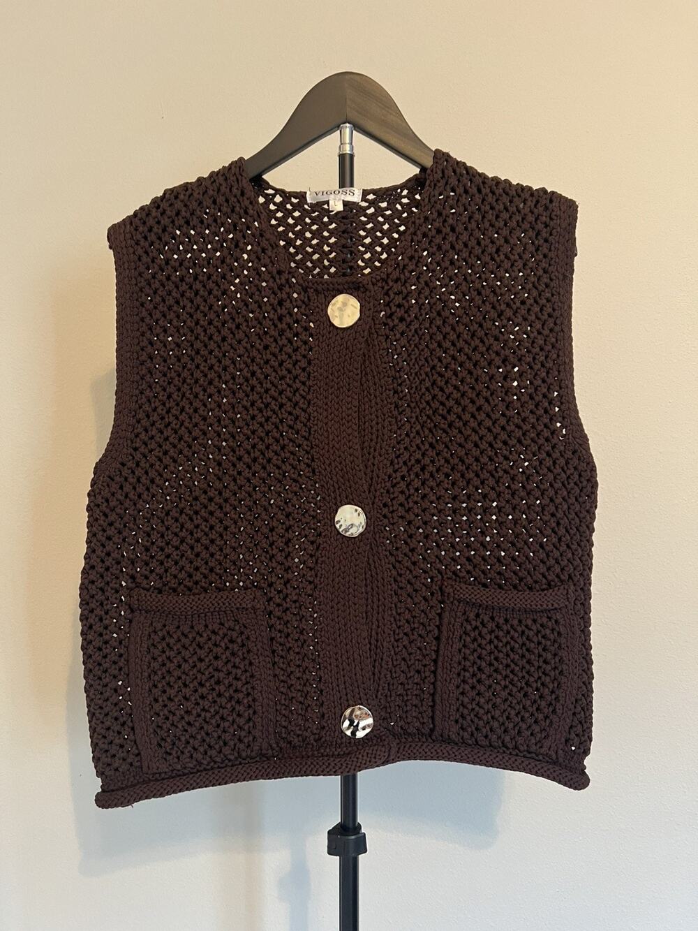 Vigoss Sweater Vest Dark Brown Crochet Gold Button Front Sleeveless Crop Sz L